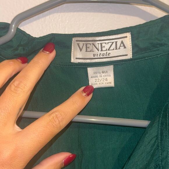 Venezia Vitale 100% Silk Top Button Collar Pocket Long Sleeve Green 22/24 - Picture 3 of 5
